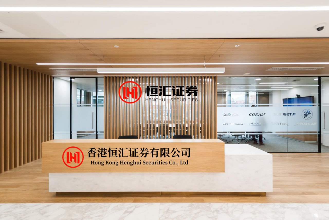 六六配资 跑不过也打不过，野猫妈妈却靠一场心理战，守住了三只幼崽
